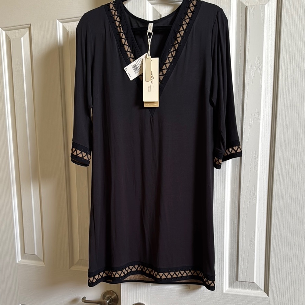 New Gottex Swimsuit Cover-up with Tan Accents